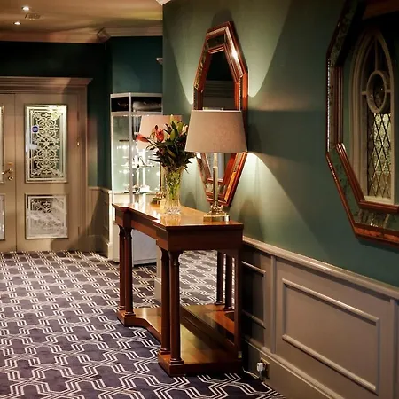 ホテル Racket Hall