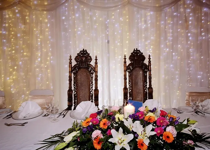 호텔 Racket Hall 로스크리